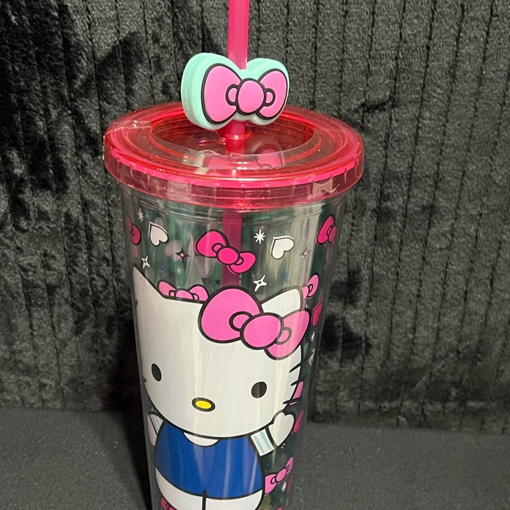 Hello Kitty Pink Tumbler with Straw